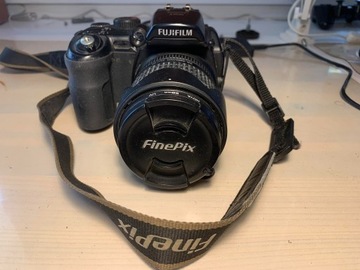 Aparat fotograficzny Fuji Finepix S9600