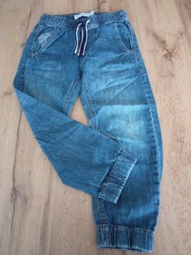 Spodnie  jeansy chłopięce 110