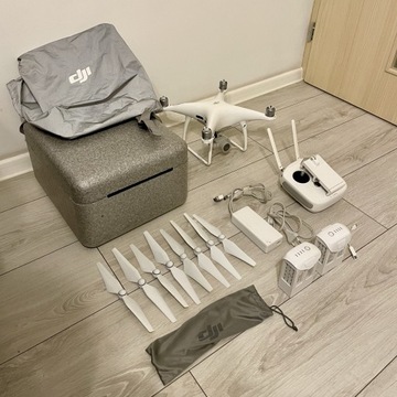 Dron DJI phantom pro 4