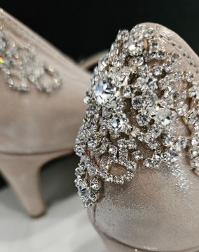 Buty ślubne,  kryształy Swarovskiego 