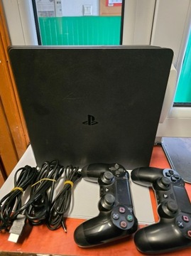 Konsola Sony PS4 Slim 1TB (CUH-2216B) 2xpad okablowanie