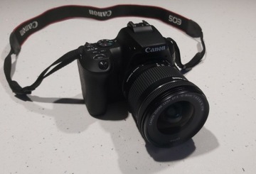 Lustrzanka Canon EOS 250D + obiektyw EFS 10-18