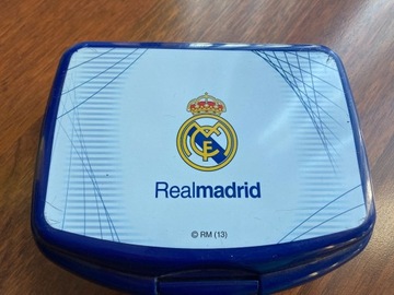 Śniadaniówka Real Madrid oraz gumeczki do zabawy