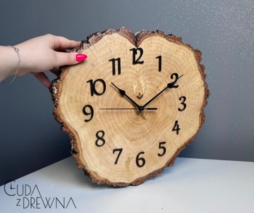 Unikatowy zegar wykonany z drewna - 30 cm średnicy