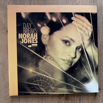 Płyta Norah Jones Day Breaks Vinyl