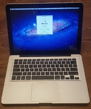 Apple Mackbook Pro i5 2.4 Ghz 4GB 500GB HDD