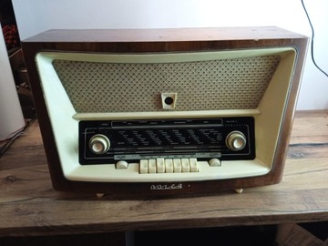 Radio lampowe ZRK Bolero 3281