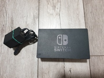 Nintendo Switch Dock + oryginalna ładowarka