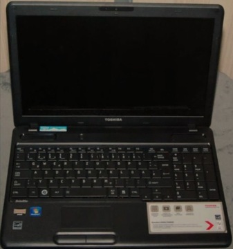 Laptop Toshiba 15,6" 4/320gb/WiFi/DVD/SD/Zasilacz