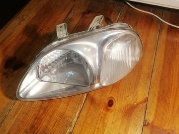 Lampy przednie honda civic vi hatchback 