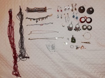 biżuteria, kolczyki, wisiorki, bransoletki