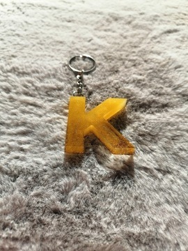 Breloczek do kluczy literka K