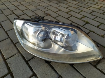 Prawa Lampa VW Golf Plus Xenon + Doświetlenie 