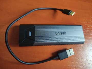 Kieszeń Unitek S1204B USB-C 3.2 Gen2-M.2 PCIe NVMe