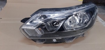 Toyota proace lampa przod 23r orginał 