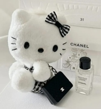 Hello Kitty maskotka Chanel biało-czarny