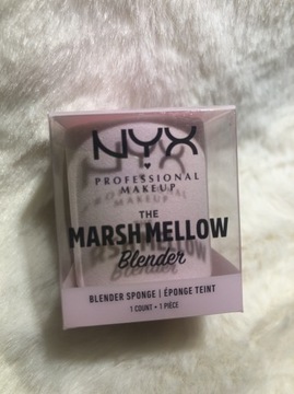 NYX MARSH MELLOW blender - gąbka do makijażu