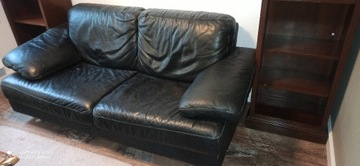 Sofa czarna  dwójka bardzo wygodna