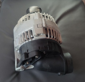 Hella 8EL 012 427-861 Alternator