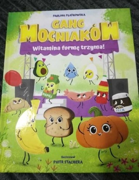 Witamina formę trzyma książka Gang Mocniaków