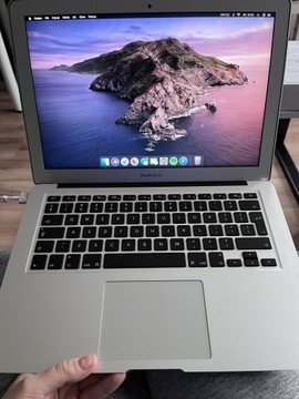 MacBook 13 2017 128GB i5 8GB RAM