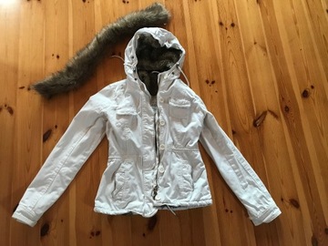 Abercrombie kurtka biała, jeansowa z futerkiem 36