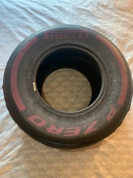 Opona Pirelli Ultrasoft F1