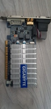 Grafika gigabyte gv-n210sl-1gi 2 monitory
