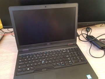 Laptop Dell Latitude 5590 i7-8650, 32GB, 512GB, Wi