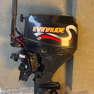 Silnik zaburtowy 4t Evinrude 