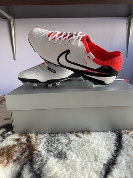 Korki Nike legend 10 Elite FG rozmiar 45 nowe