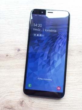 Telefon Samsung Galaxy J6 z ładowarką