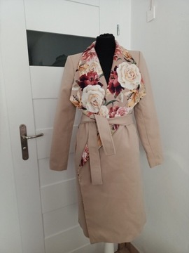 Nowy wiązany płaszcz w róże rose L 40 Naoko store 