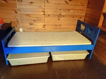 Łóżko  dla dziecka.170 *80 cm.