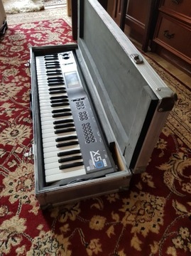 KORG X5D syntezator keyboard 