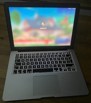 MacBook Air 13" SSD i5 8GB 2x USB laptop komputer