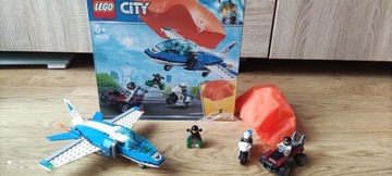 Lego aresztowanie spadochroniarza.