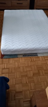 materac na łóżko 190x140