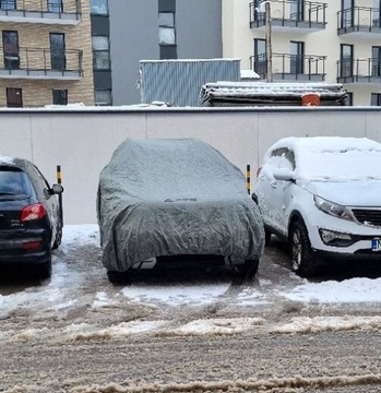 Pokrowiec na samochód 