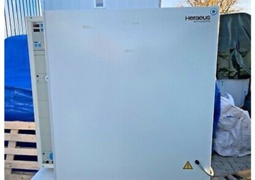 Inkubator cieplarka Heraeus bb6220 laboratorium