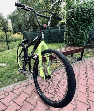 X-rated Mesh BMX 26" wheelie pumptrack  (SE NS )