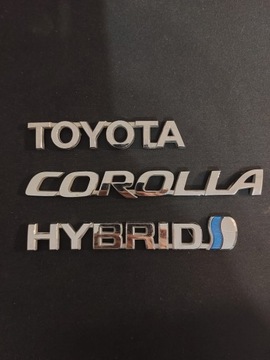 Emblemat znaczek Toyota Corolla hybrid