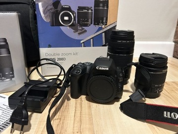 Lustrzanka Canon EOS 200D + 2 obiektywy + 2 torby