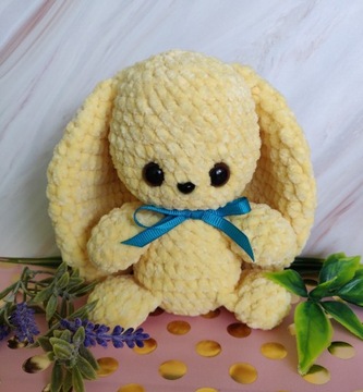 Maskotka Amigurumi Plushak. Żółty Króliczek 