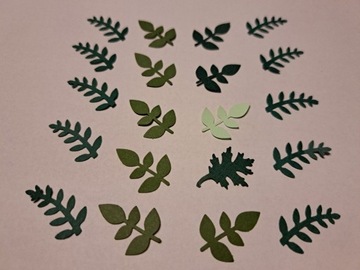 Liście zielone, różne odcienie i kształty Handmade