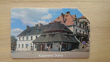 245 Kazimierz Dolny - rynek ze studnią 