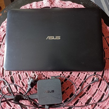 Laptop Asus X555Q