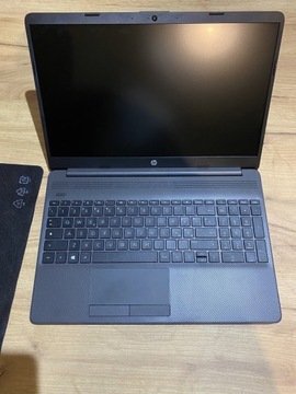 Nowy Laptop HP 255 3020e 4GB SSD 256GB