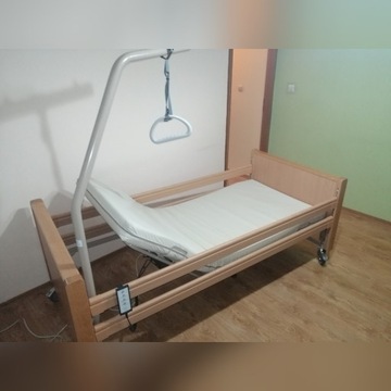 Specjalistyczne łóżko rehabilitacyjne plus materac