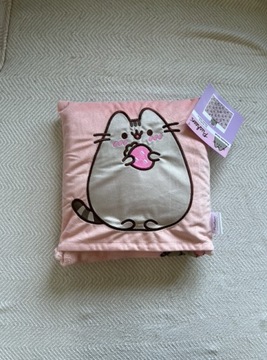 Poduszko-kocyk Pusheen 120x150 (35x35 cm) 